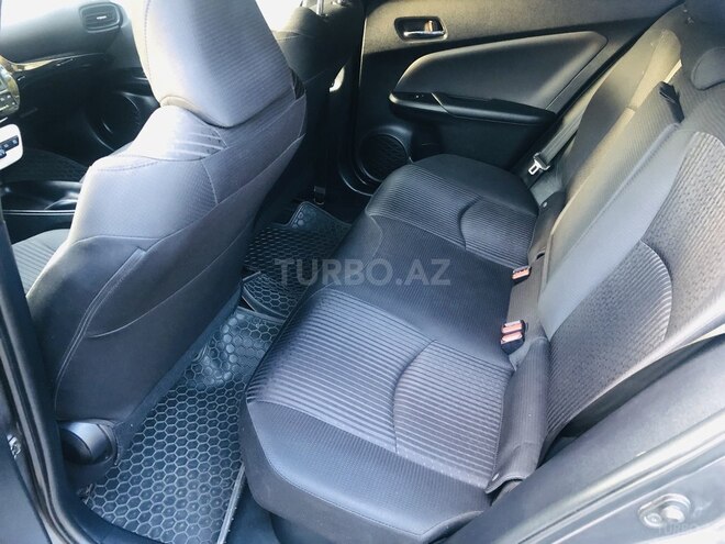 Toyota Prius 2017, 50,000 km - 1.8 l - Bakı