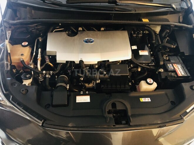 Toyota Prius 2017, 50,000 km - 1.8 l - Bakı
