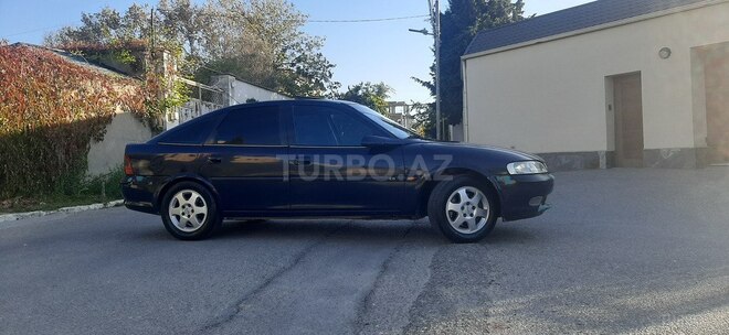 Opel Vectra 1996, 365,000 km - 2.0 l - Bakı