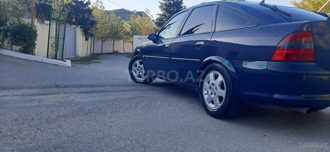 Opel Vectra 1996, 365,000 km - 2.0 l - Bakı