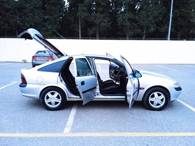 Opel Vectra 1998, 410,000 km - 1.8 l - Sumqayıt