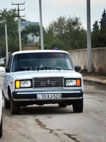 LADA (VAZ) 2107 1997, 275,030 km - 1.6 l - Salyan