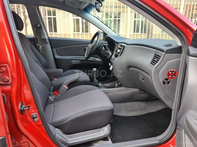 Kia Rio 2005, 212,000 km - 1.5 l - Bakı