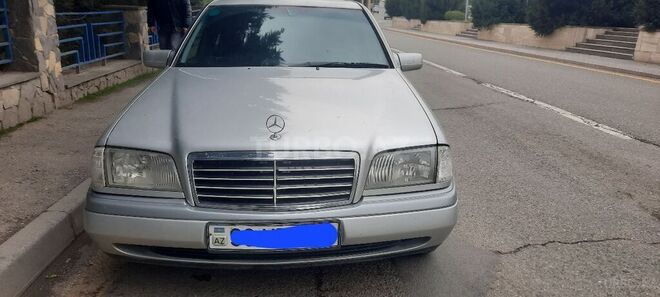 Mercedes C 280 1995, 440,000 km - 2.8 l - Qusar