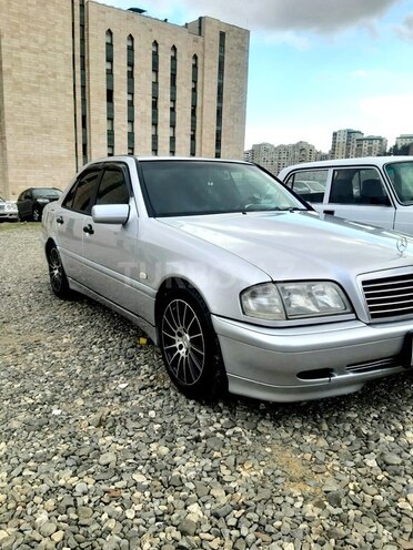 Mercedes C 200 1999, 350,000 km - 2.0 l - Bakı