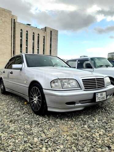 Mercedes C 200 1999, 350,000 km - 2.0 l - Bakı
