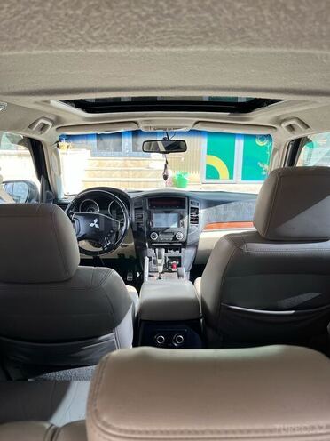 Mitsubishi Pajero 2008, 194,965 km - 3.0 l - Bakı