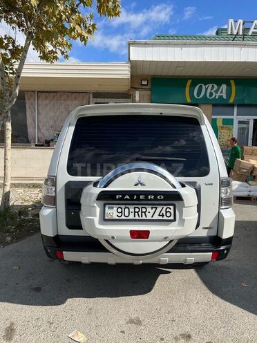 Mitsubishi Pajero 2008, 194,965 km - 3.0 l - Bakı