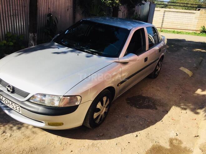 Opel Vectra 1998, 256,000 km - 1.6 l - Masallı