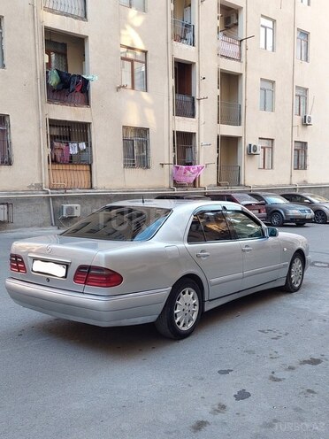 Mercedes E 240 1998, 337,000 km - 2.4 l - Bakı