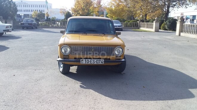 LADA (VAZ) 21011 1972, 100,000 km - 1.2 л - Saatlı