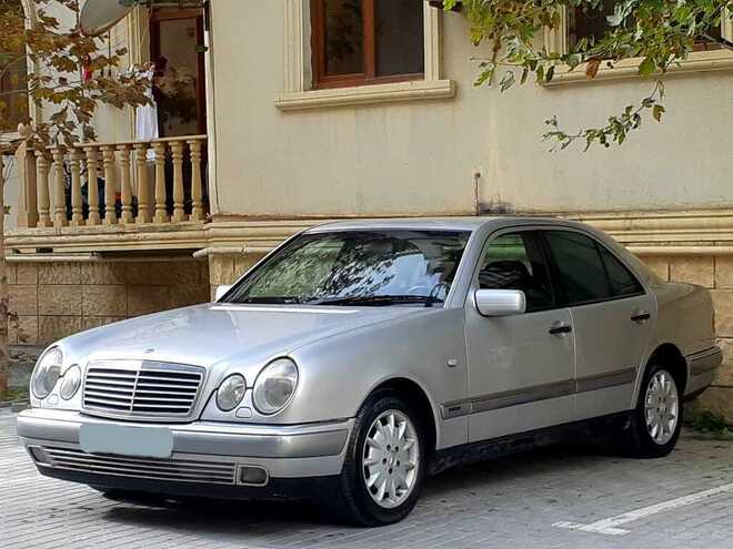 Mercedes E 240 1998, 390,000 km - 2.4 l - Bakı