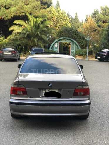 BMW 528 1999, 341,000 km - 2.8 l - Bakı