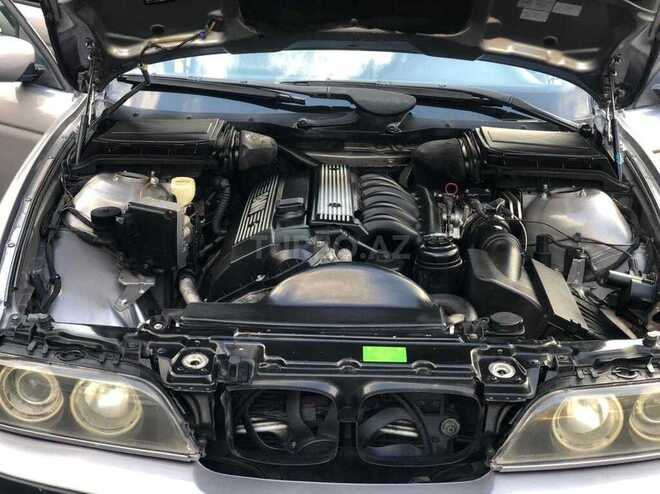 BMW 528 1999, 341,000 km - 2.8 l - Bakı