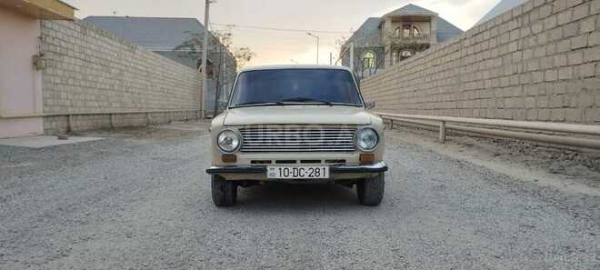 LADA (VAZ) 21011 1981, 75,000 km - 1.6 л - Gəncə
