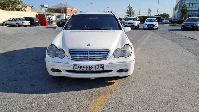 Mercedes C 220 2001, 394,000 km - 2.2 л - Sumqayıt