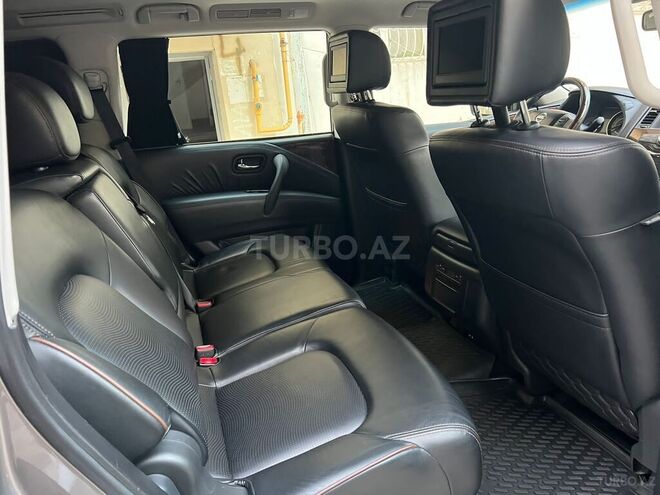 Nissan Patrol 2010, 115,000 km - 5.6 l - Bakı