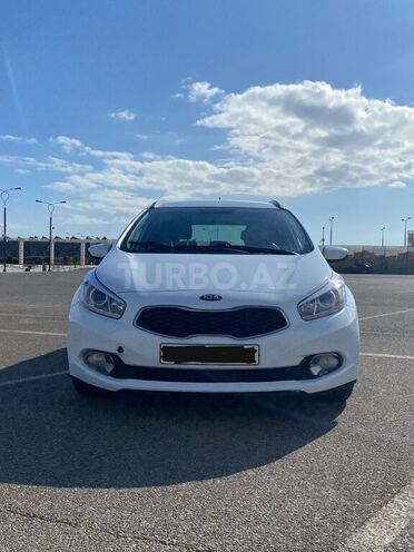 Kia Ceed 2013, 351,000 km - 1.4 l - Bakı