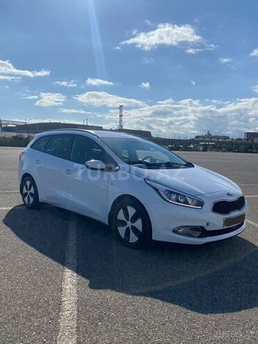 Kia Ceed 2013, 351,000 km - 1.4 l - Bakı