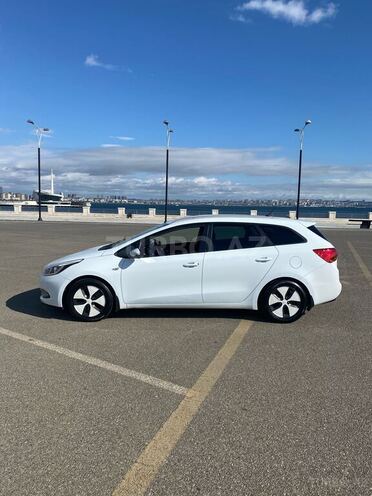 Kia Ceed 2013, 351,000 km - 1.4 l - Bakı