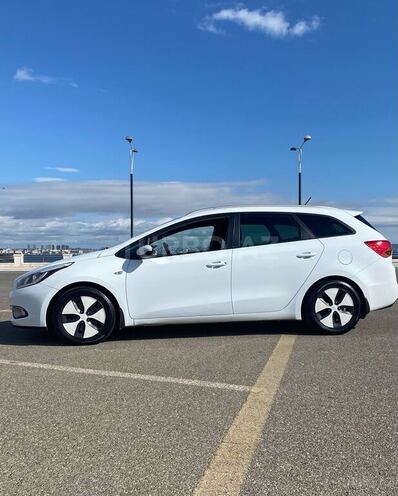 Kia Ceed 2013, 351,000 km - 1.4 l - Bakı