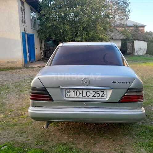Mercedes E 250 1993, 250,000 km - 2.5 l - Masallı