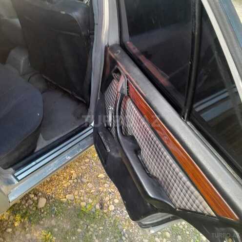 Mercedes E 250 1993, 250,000 km - 2.5 l - Masallı