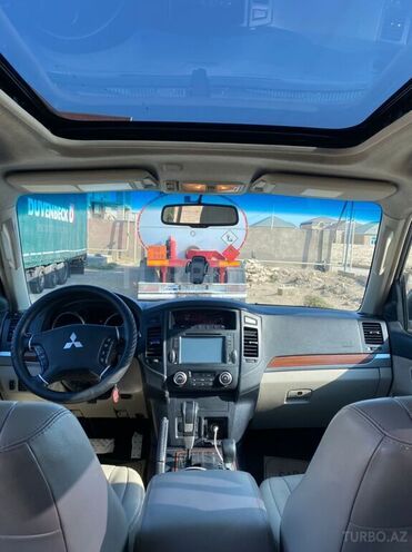 Mitsubishi Pajero 2007, 256,000 km - 3.0 l - Bakı