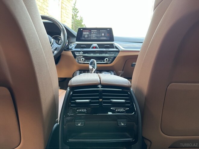 BMW 530 2017, 89,000 km - 2.0 л - Bakı