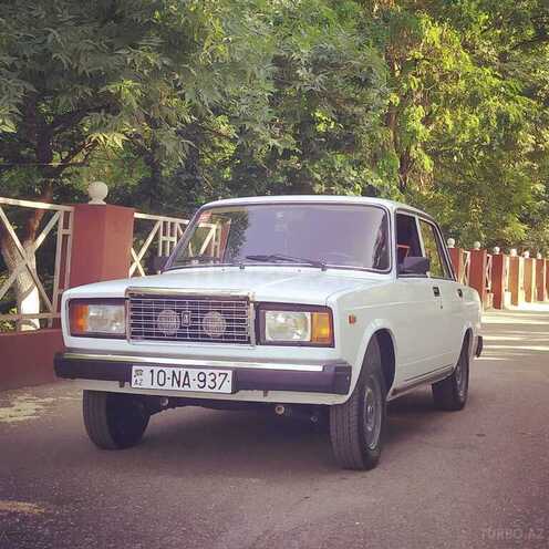 LADA (VAZ) 2107 2003, 166,000 km - 1.6 l - Quba