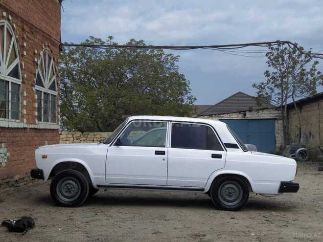 LADA (VAZ) 2107 2003, 166,000 km - 1.6 l - Quba