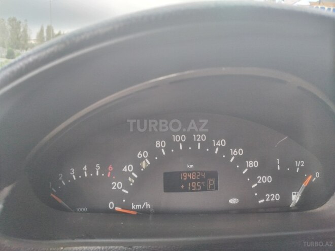 Mercedes A 160 2001, 194,000 km - 1.6 л - Bakı