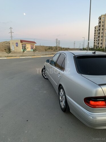 Mercedes E 220 2000, 459,000 km - 2.2 l - Şirvan