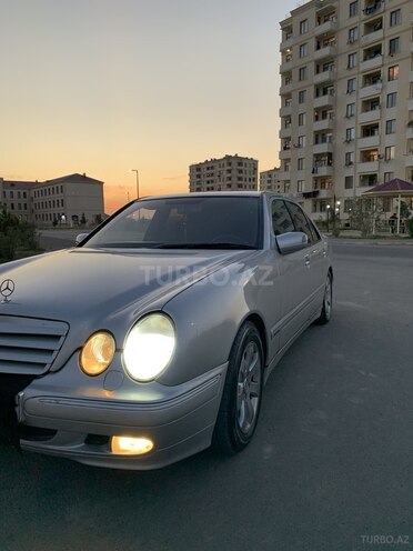 Mercedes E 220 2000, 459,000 km - 2.2 l - Şirvan