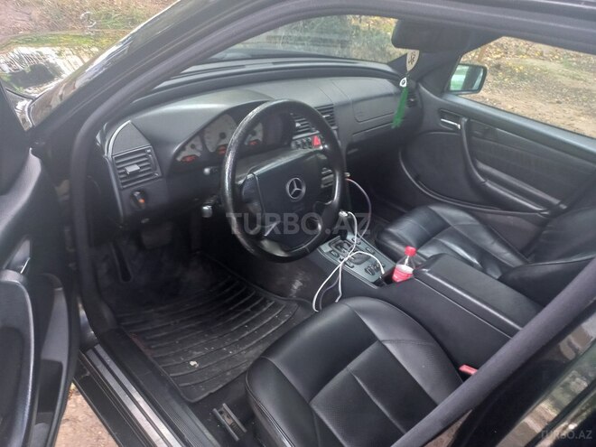 Mercedes C 230 1999, 279,000 km - 2.3 l - Bakı