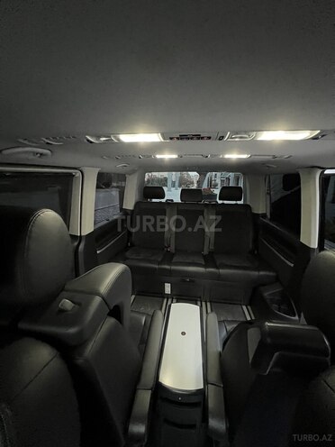 Volkswagen Multivan 2017, 80,000 km - 2.0 л - Bakı
