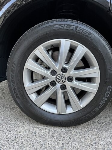 Volkswagen Multivan 2017, 80,000 km - 2.0 л - Bakı