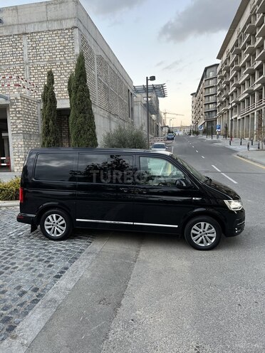 Volkswagen Multivan 2017, 80,000 km - 2.0 л - Bakı