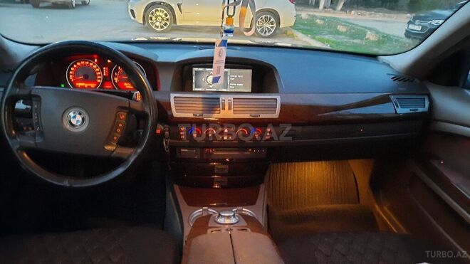 BMW 745 2001, 385,000 km - 4.4 l - Bakı