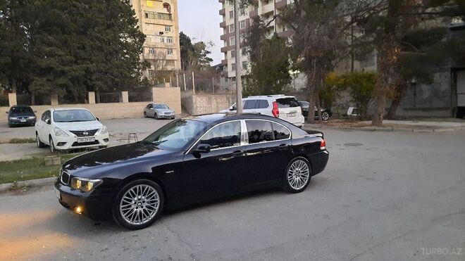 BMW 745 2001, 385,000 km - 4.4 l - Bakı