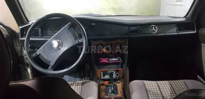 Mercedes 190 1992, 183,000 km - 2.0 l - Sumqayıt