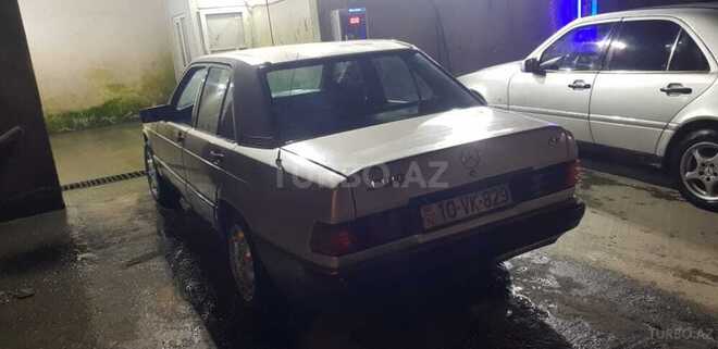 Mercedes 190 1992, 183,000 km - 2.0 l - Sumqayıt