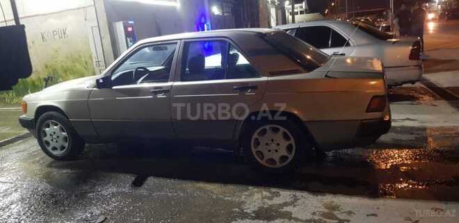 Mercedes 190 1992, 183,000 km - 2.0 l - Sumqayıt