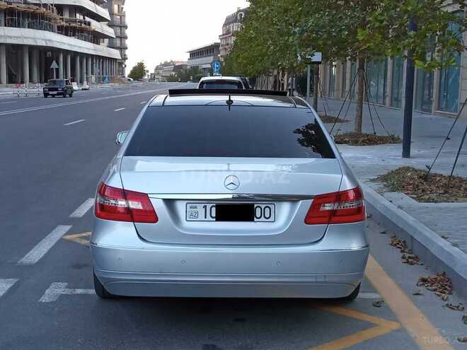 Mercedes E 220 2009, 229,000 km - 2.2 l - Bakı