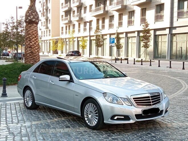 Mercedes E 220 2009, 229,000 km - 2.2 l - Bakı