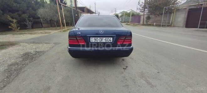 Mercedes E 280 1996, 348,000 km - 2.8 l - Bakı