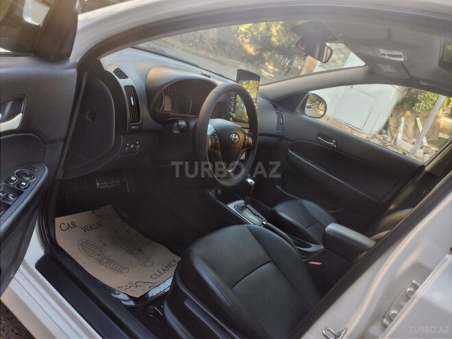 Hyundai i30 2009, 172,000 km - 2.0 l - Bakı
