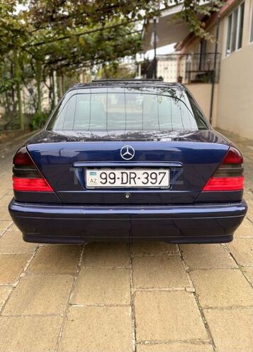 Mercedes C 220 2000, 610,465 km - 2.2 l - Bakı