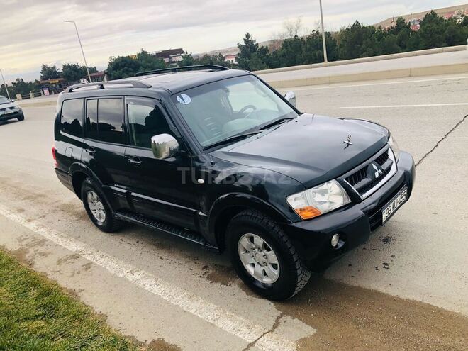 Mitsubishi Pajero 2004, 27,400 km - 3.0 л - Bakı