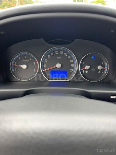 Hyundai Santa Fe 2009, 179,653 km - 2.0 l - Bakı